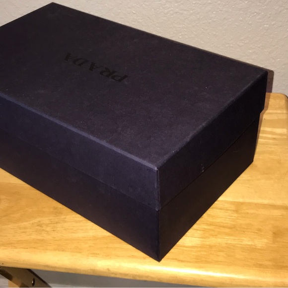 Prada Box and pair of Dust Bags - Picture 6 of 15